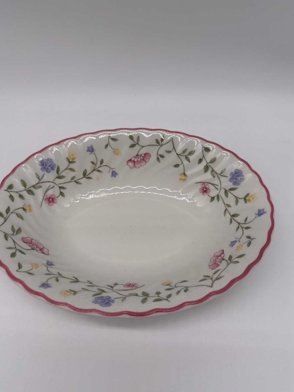 Vintage Johnson Brothers Oval Vegetable Bowl "Summer Chintz"